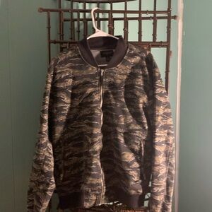 True religion men’s zip up jacket